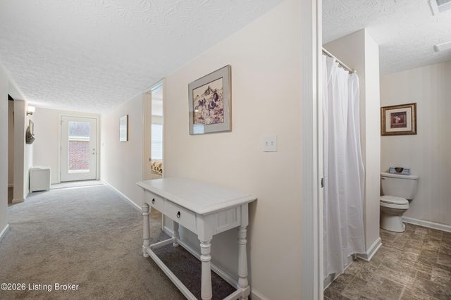 411 Wood Springs Rd, La Grange, KY 40031