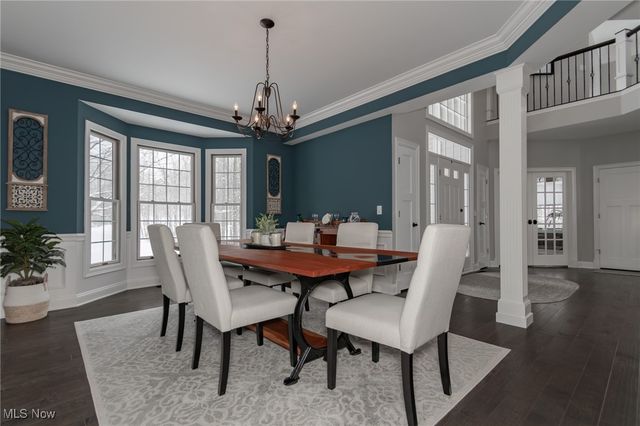 12430 Willshire Lane, Chardon, OH 44024