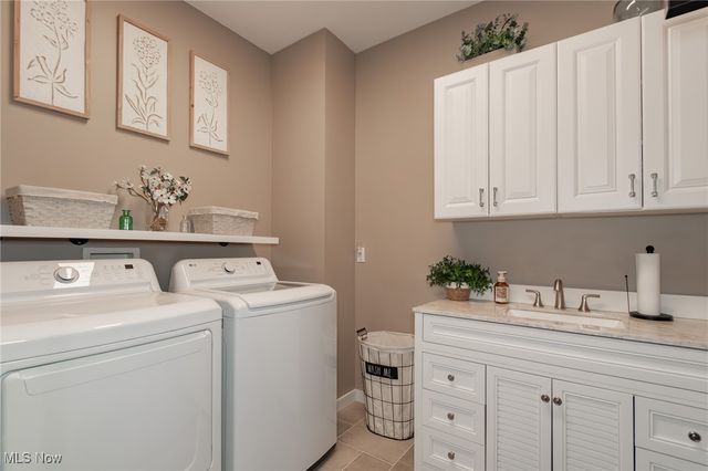 12430 Willshire Lane, Chardon, OH 44024