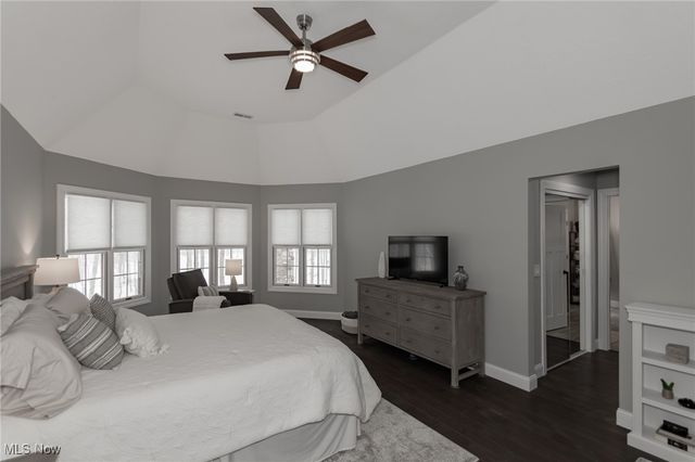 12430 Willshire Lane, Chardon, OH 44024