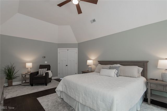 12430 Willshire Lane, Chardon, OH 44024