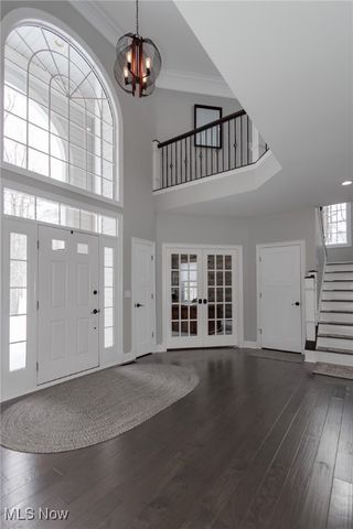 12430 Willshire Lane, Chardon, OH 44024