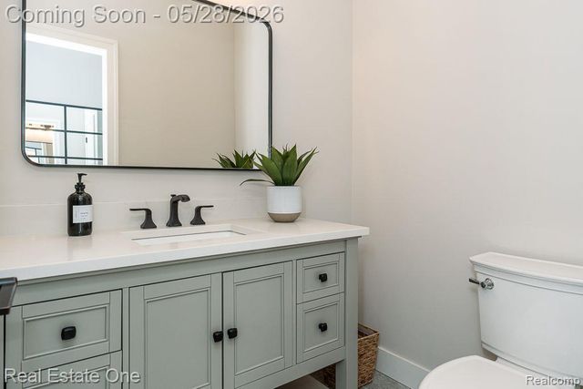 60553 Pennington Way, Rochester, MI 48306