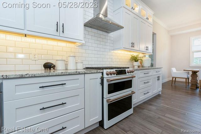 60553 Pennington Way, Rochester, MI 48306