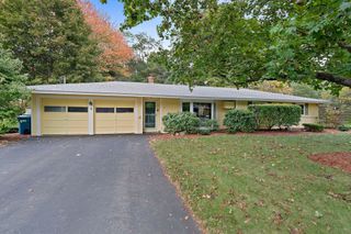 26 Wentworth Rd, Canton, MA 02021