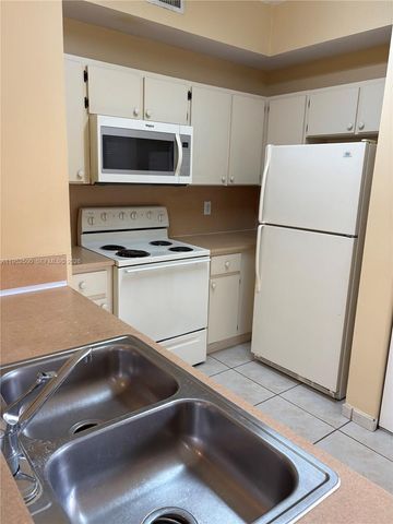 7320 NW 114th Ave 202, Doral, FL 33178