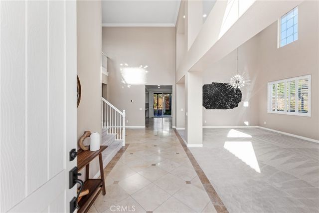 952 Creek View, Redlands, CA 92373