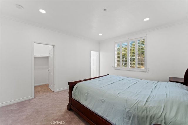 952 Creek View, Redlands, CA 92373