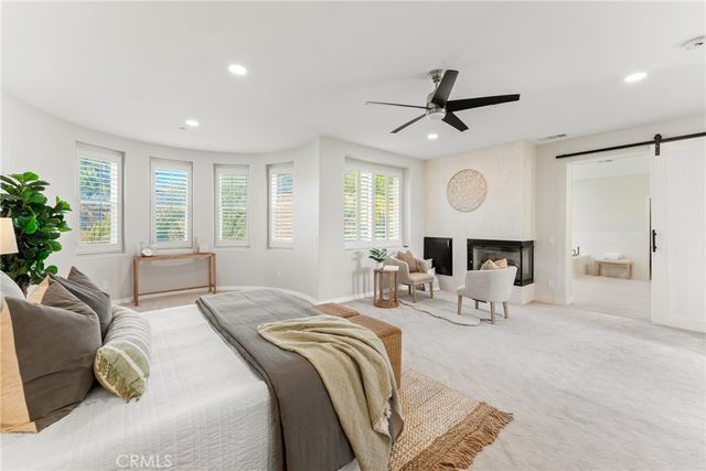 952 Creek View, Redlands, CA 92373