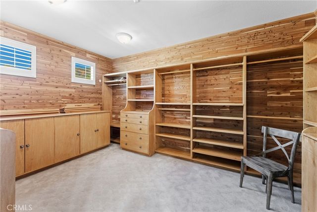 952 Creek View, Redlands, CA 92373