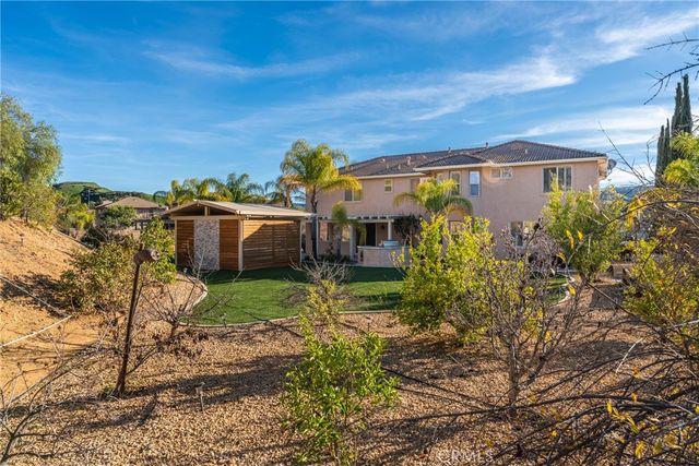 952 Creek View, Redlands, CA 92373