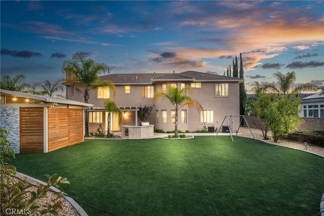 952 Creek View, Redlands, CA 92373