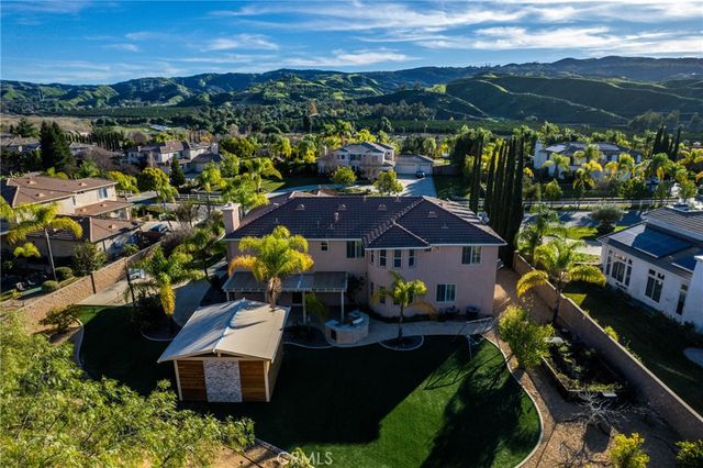 952 Creek View, Redlands, CA 92373