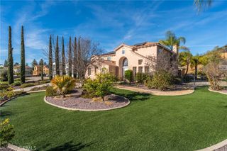 952 Creek View, Redlands, CA 92373