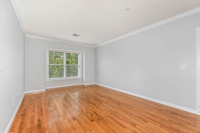 446 Belgrade Ave 408, Boston, MA 02132