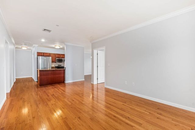 446 Belgrade Ave 408, Boston, MA 02132