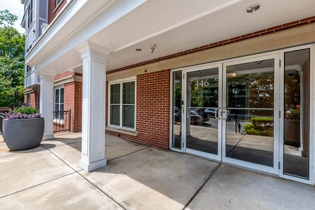 446 Belgrade Ave 408, Boston, MA 02132