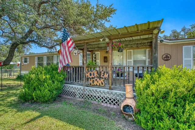 122 Heritage DR, Johnson City, TX 78636