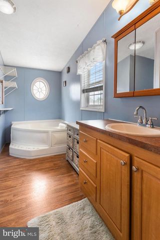 60 BROADWING DR, Hanover, PA 17331
