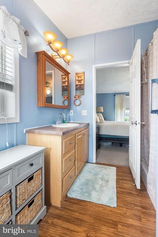 60 BROADWING DR, Hanover, PA 17331