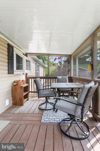 60 BROADWING DR, Hanover, PA 17331