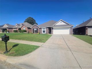 600 E Fargo Street, Broken Arrow, OK 74012