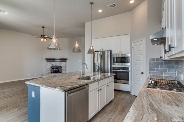 3109 Skipton Park, Bulverde, TX 78163