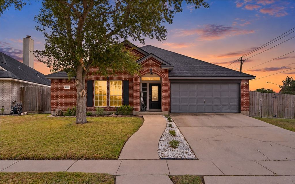 4801 Lake Livingston Dr, Corpus Christi, TX 78413 — exterior
