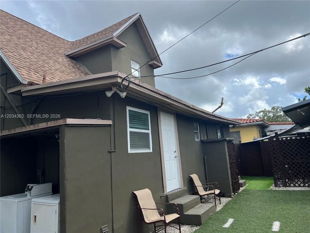 842 SW 12th Avenue, Miami, FL 33130