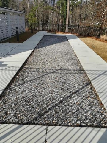 4257 Spruce Pine Alley, Doraville, GA 30360