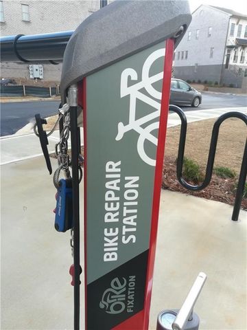 4257 Spruce Pine Alley, Doraville, GA 30360