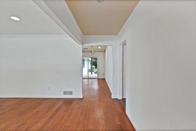 4949 Mill Run Road, Dallas, TX 75244