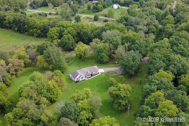 12285 Downes Street, Lowell, MI 49331