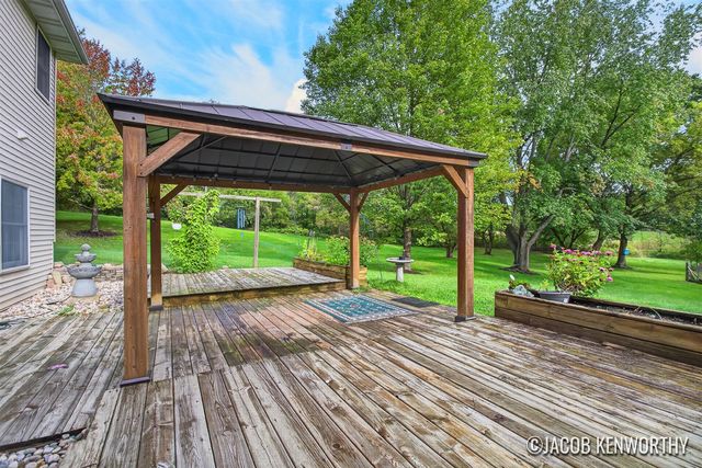 12285 Downes Street, Lowell, MI 49331