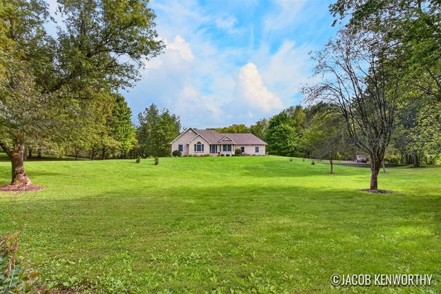 12285 Downes Street, Lowell, MI 49331