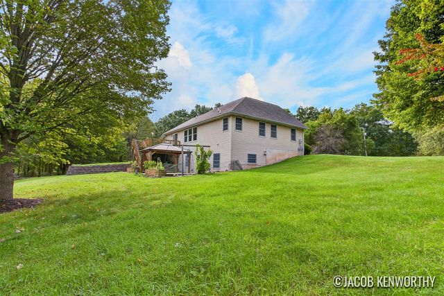 12285 Downes Street, Lowell, MI 49331