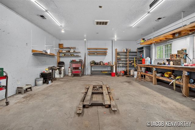 12285 Downes Street, Lowell, MI 49331