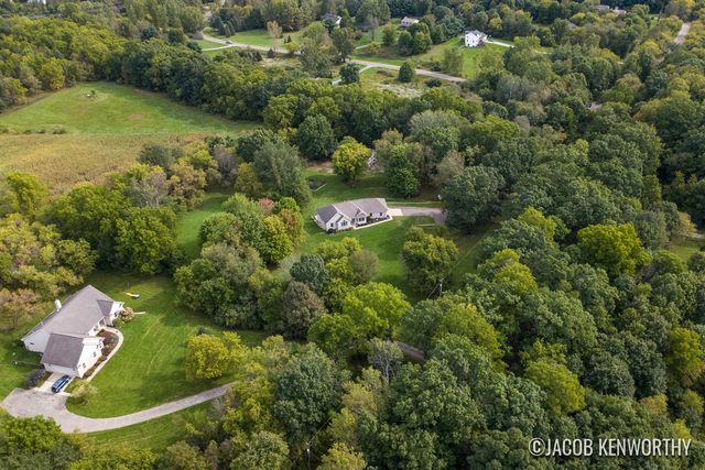 12285 Downes Street, Lowell, MI 49331