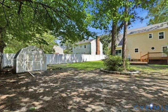 2804 Executive Dr, Chester, VA 23831