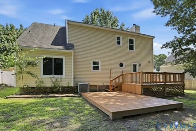 2804 Executive Dr, Chester, VA 23831