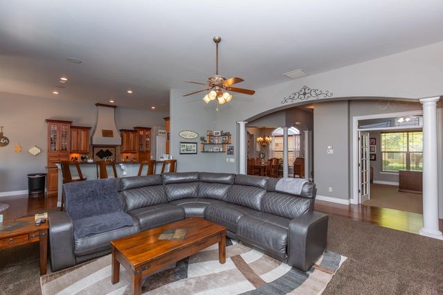 868 Grand Vista Way, Grand Junction, CO 81506