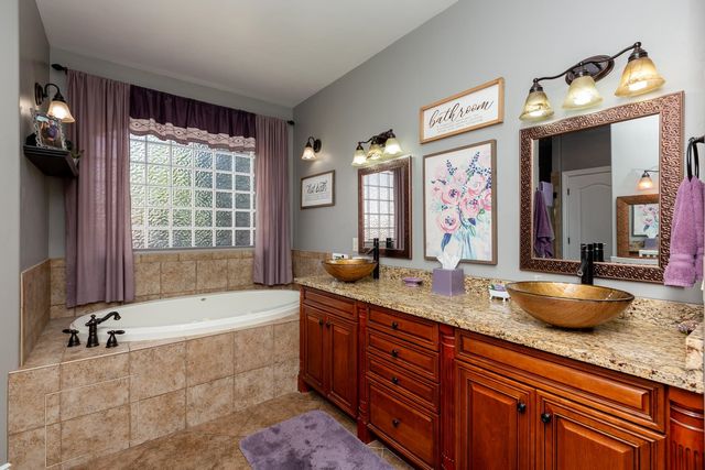 868 Grand Vista Way, Grand Junction, CO 81506