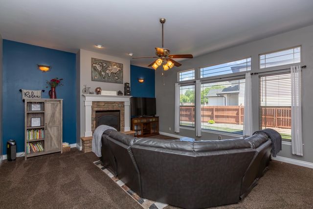 868 Grand Vista Way, Grand Junction, CO 81506