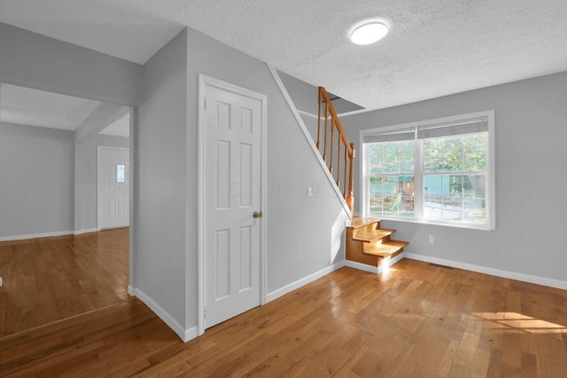 1091 Vernon Drive, Columbus, OH 43207