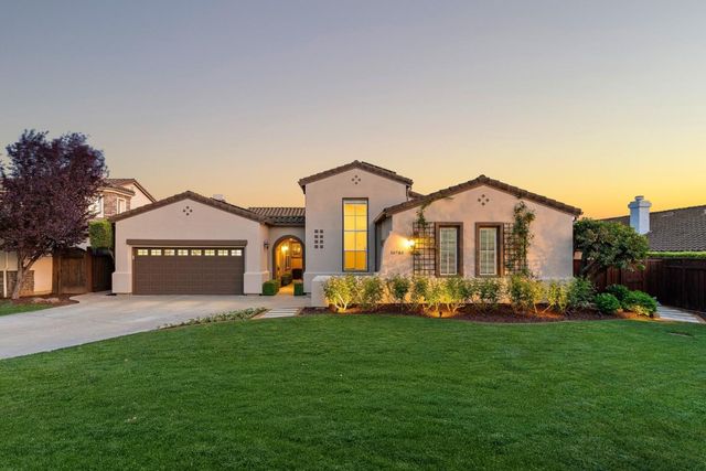 16780 Cabernet Circle, Morgan Hill, CA 95037