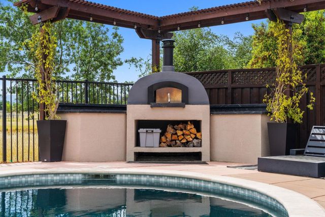 16780 Cabernet Circle, Morgan Hill, CA 95037