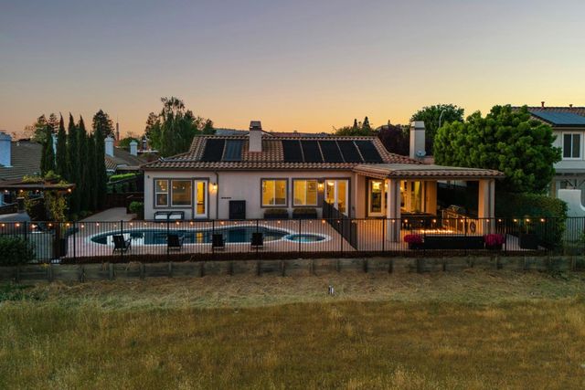 16780 Cabernet Circle, Morgan Hill, CA 95037