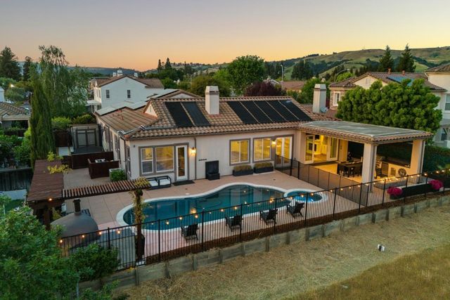 16780 Cabernet Circle, Morgan Hill, CA 95037