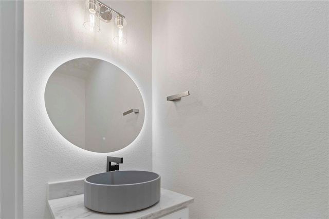 4353 Clover Street A, Houston, TX 77051