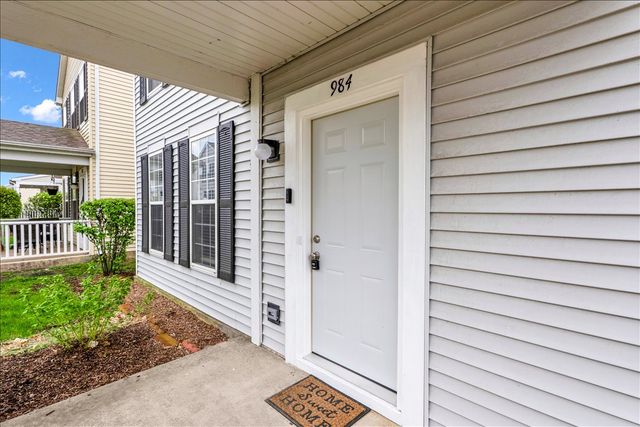 984 Four Seasons Boulevard, Aurora, IL 60504